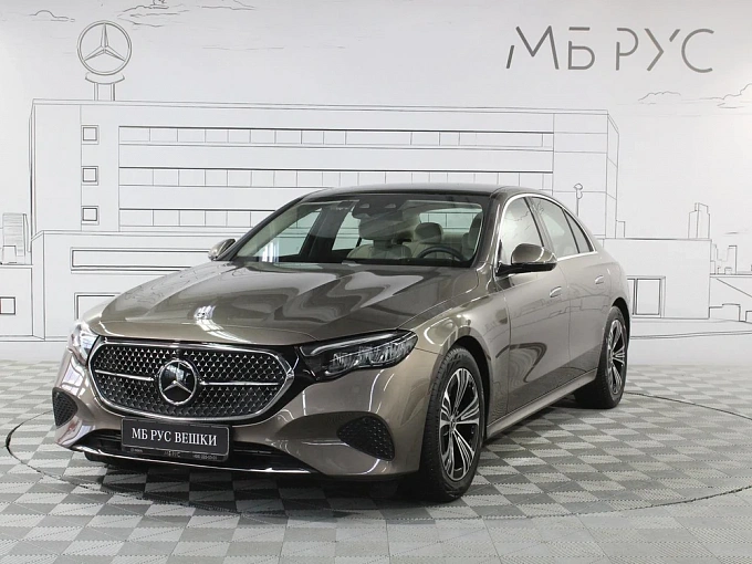 Mercedes-Benz E-Класс Серый Non metallic фото 1
