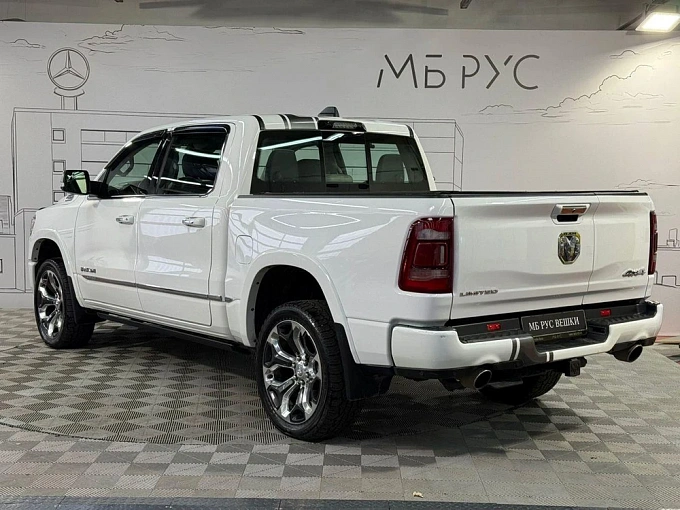 RAM 1500 2022 5.7 AT 4WD (395 л.с.) фото 4