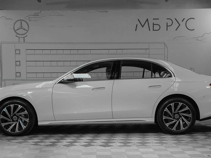 Mercedes-Benz E-Класс Белый Non metallic фото 3