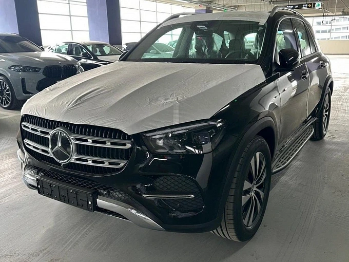 Mercedes-Benz GLE Черный Non metallic фото 1