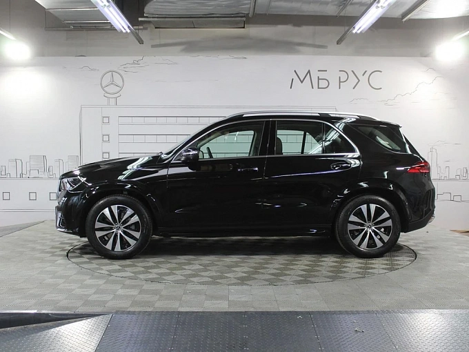 Mercedes-Benz GLE Черный Non metallic фото 3