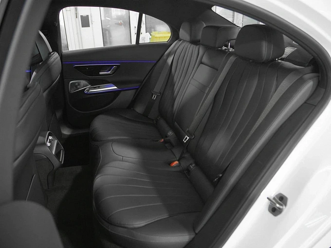 Mercedes-Benz E-Класс Белый Non metallic фото 15