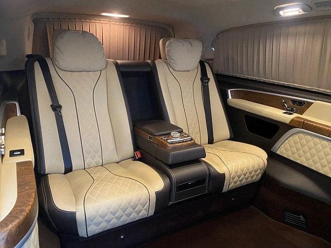 Mercedes-Benz V-Класс 2015 250 2.1d AT 4Matic Extra Long (190 л.с.) фото 8