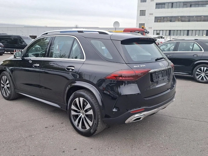 Mercedes-Benz GLE Черный Non metallic фото 4