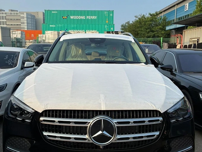 Mercedes-Benz GLE Черный Non metallic фото 2