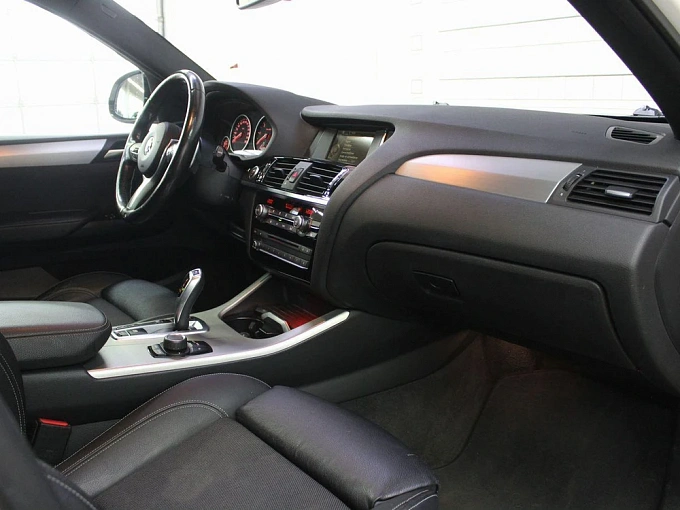 BMW X4 2018 2.0d AT 4WD (190 л.с.) фото 11