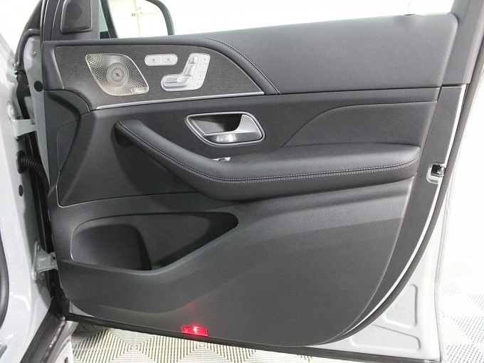 Mercedes-Benz GLE Серый Non metallic фото 32