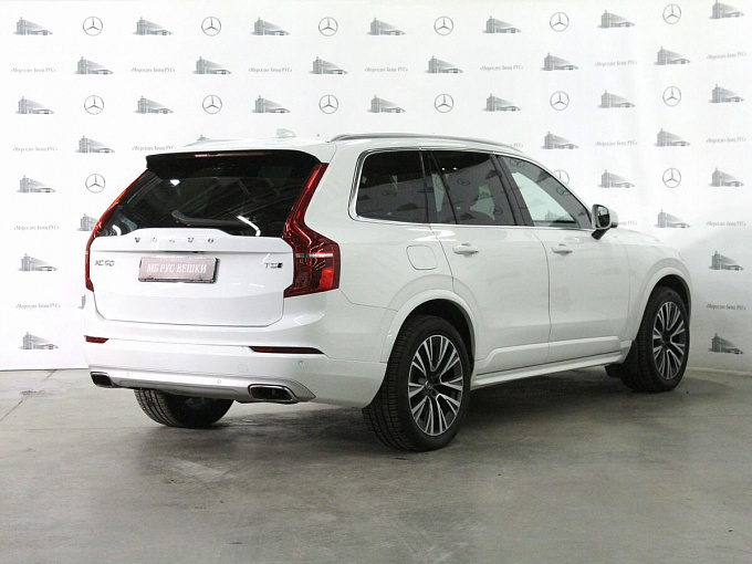 Volvo XC90 2020 2.0 AT 4WD (5 мест) (249 л.с.) Белый 68145993 фото 6