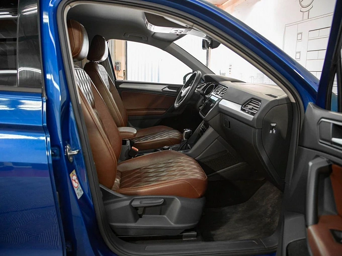 Volkswagen Tiguan 2022 1.4 AMT 4WD (150 л.с.) фото 28