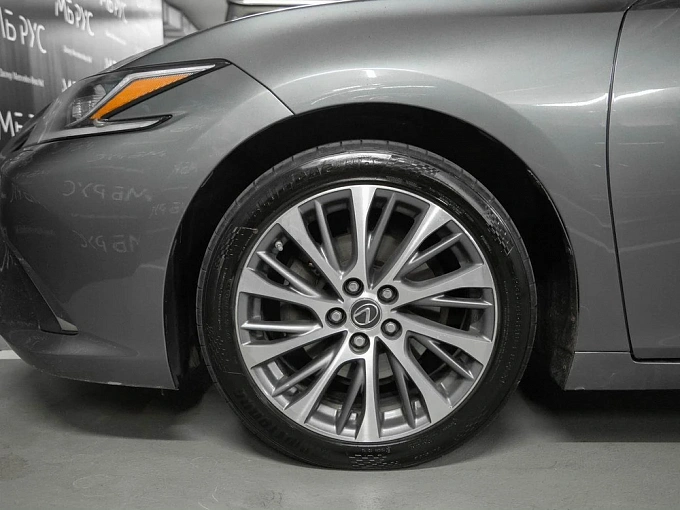 Lexus ES 2019 2.5 AT (200 л.с.) фото 12