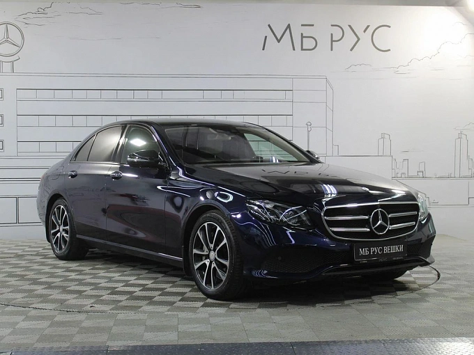 Mercedes-Benz E-Класс 2017 400 3.0 AT 4Matic (333 л.с.) фото 2