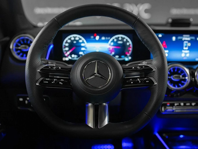 Mercedes-Benz GLB Черный Non metallic фото 22