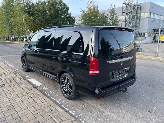 Mercedes-Benz V-Класс 2023 2.0d AT 4Matic Extra Long (237 л.с.) фото 4