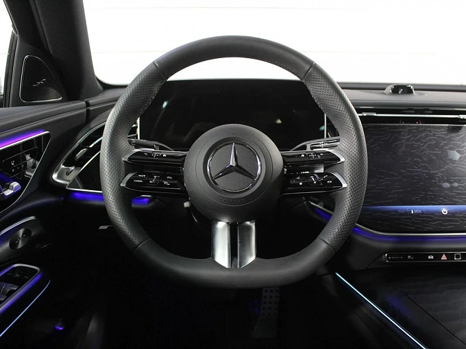 Mercedes-Benz E-Класс Серый Non metallic фото 24