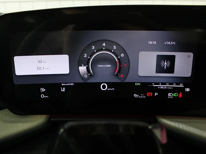 Audi Q5 Черный Non metallic фото 24
