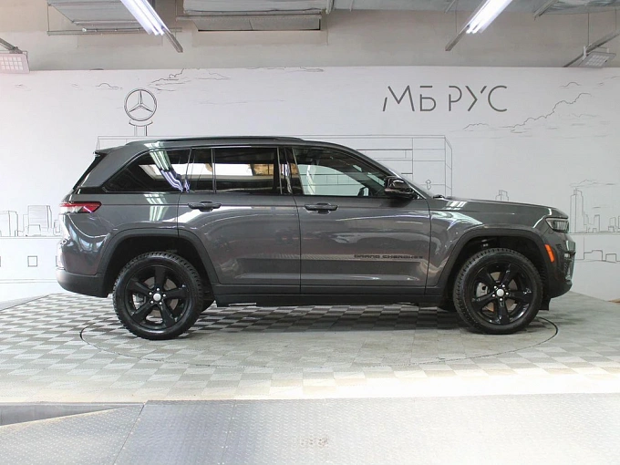 Jeep Grand Cherokee 2023 2.0 AT 4WD (272 л.с.) фото 7