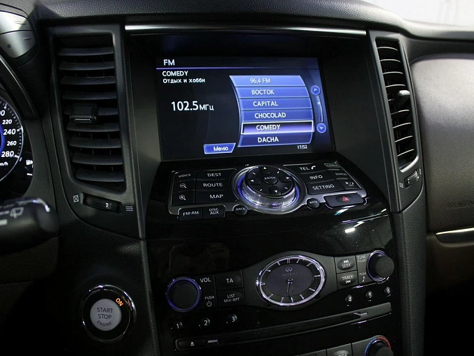 Infiniti QX70 2016 3.7 AT 4WD (333 л.с.) фото 25