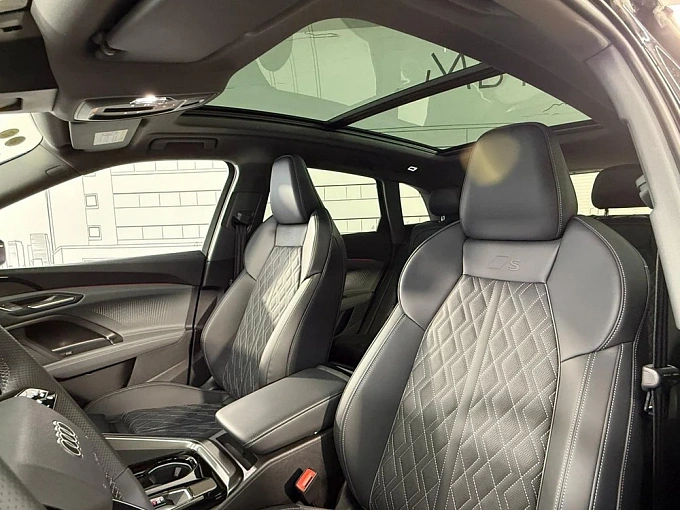 Audi Q5 Черный Non metallic фото 14