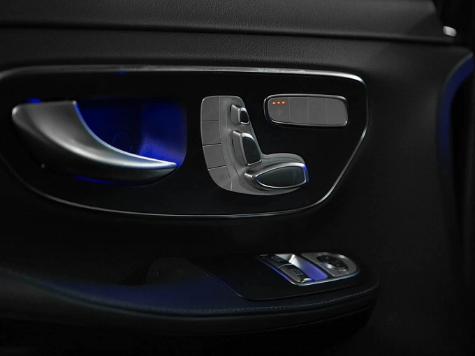 Mercedes-Benz V-Класс Черный Non metallic фото 9