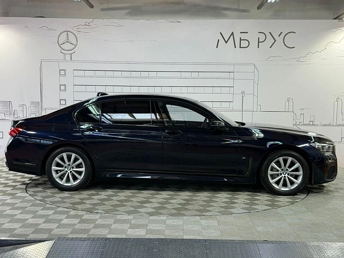 BMW 7 серии 2021 740L 3.0d AT 4WD (320 л.с.) фото 7