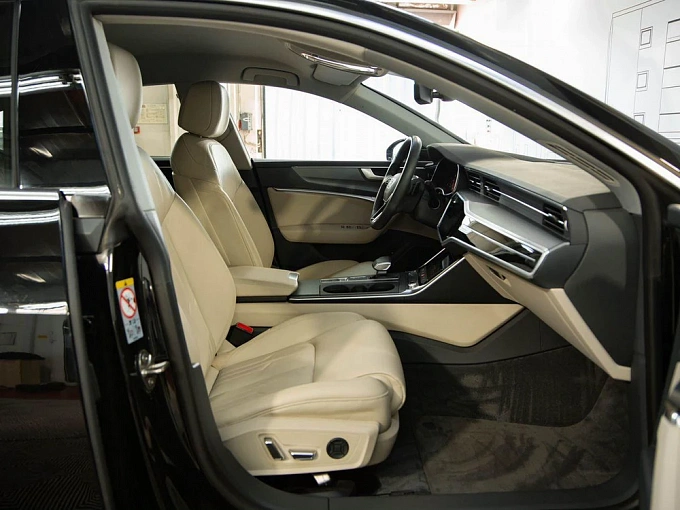 Audi A7 2020 2.0 AMT 4WD (245 л.с.) фото 13
