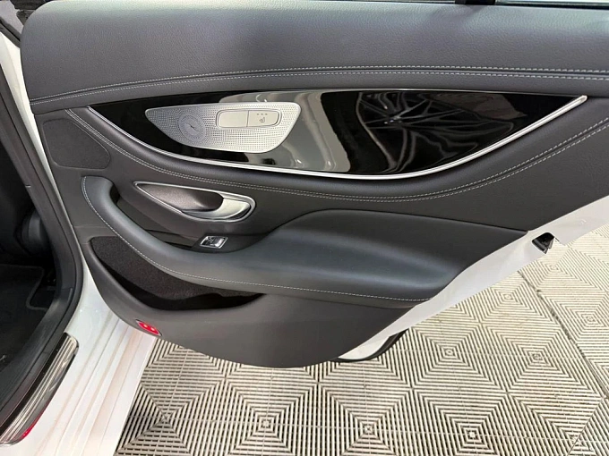Mercedes-Benz AMG GT 4-Door Coupe 2022 43 3.0 AMT 4Matic (367 л.с.) фото 26