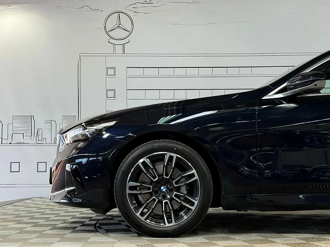 BMW 5 серии Черный Non metallic фото 18