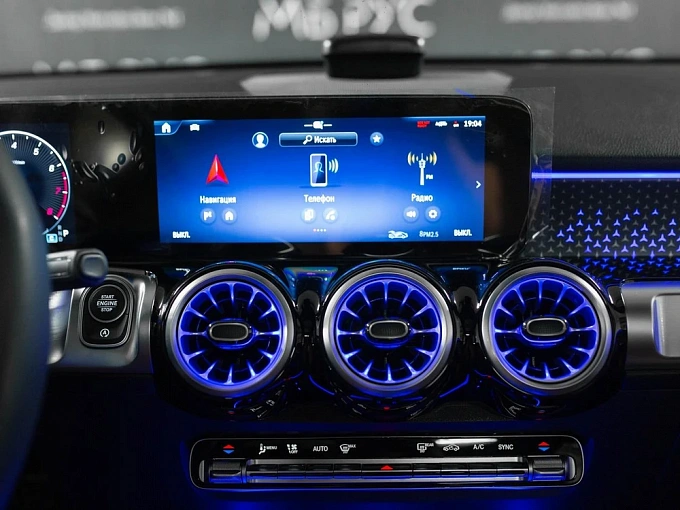 Mercedes-Benz GLB Черный Non metallic фото 19