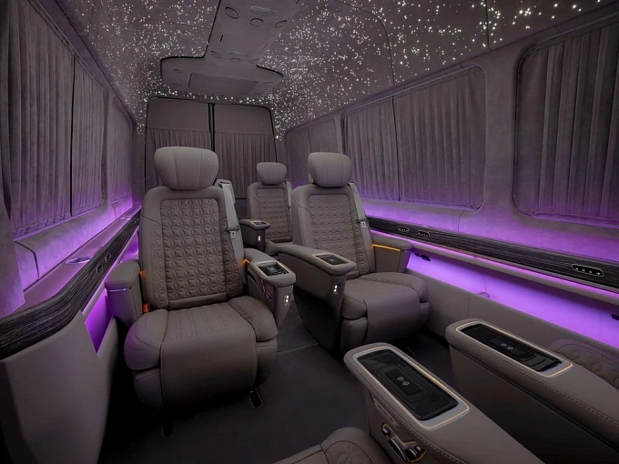 Mercedes-Benz Sprinter Черный Non metallic фото 23