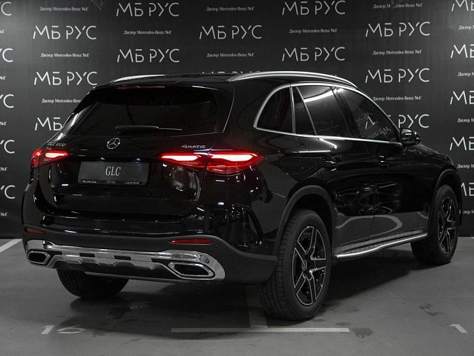 Mercedes-Benz GLC Черный Non metallic фото 3