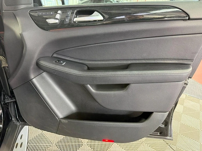 Mercedes-Benz GLE 2015 250 2.1d AT 4Matic (204 л.с.) фото 26