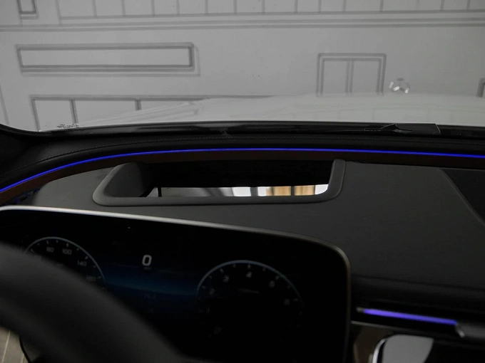 Mercedes-Benz E-Класс Белый Non metallic фото 27