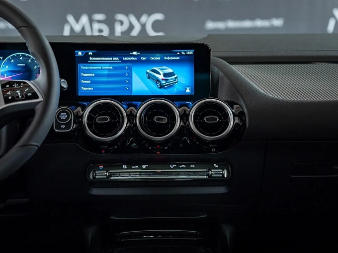Mercedes-Benz GLA Белый Non metallic фото 17