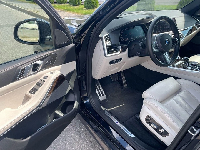 BMW X5 2019 3.0d AT 4WD (265 л.с.) фото 11
