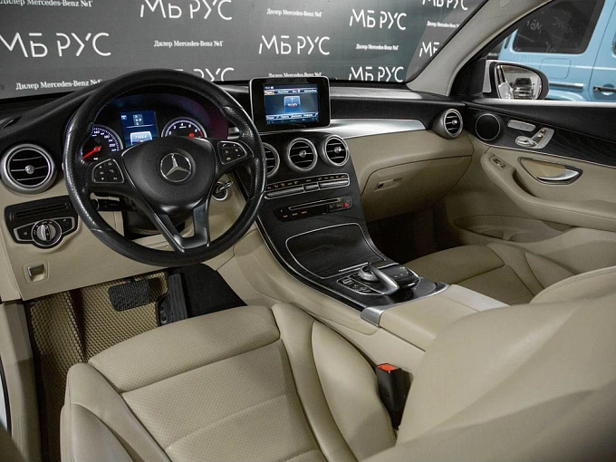 Mercedes-Benz GLC coupe 2017 250 2.0 AT 4Matic (211 л.с.) фото 6