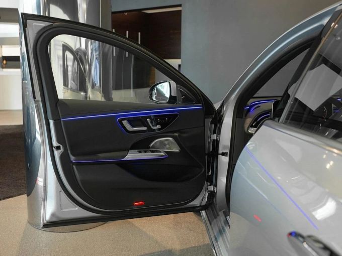 Mercedes-Benz E-Класс Серый Non metallic фото 10
