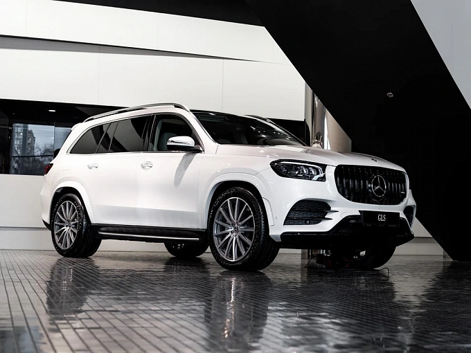 Mercedes-Benz GLS Белый Non metallic фото 3