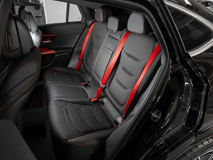 Mercedes-Benz GLC coupe AMG Черный Non metallic фото 11