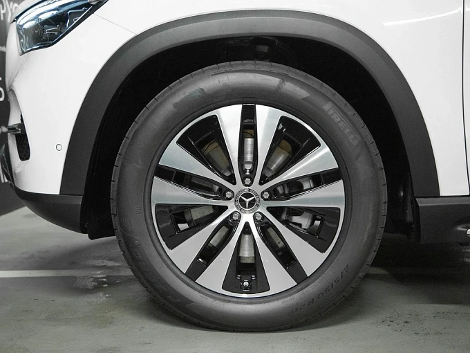 Mercedes-Benz GLE Белый Non metallic фото 12