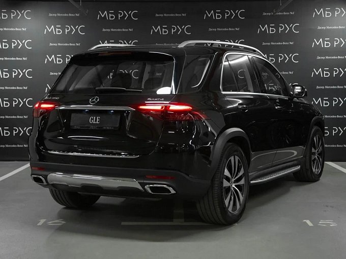 Mercedes-Benz GLE Черный Non metallic фото 3