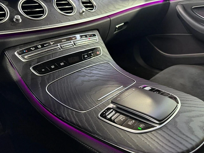 Mercedes-Benz E-Класс 2021 2.9d AT 4Matic (249 л.с.) фото 25