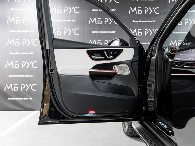 Mercedes-Benz GLC Черный Non metallic фото 12