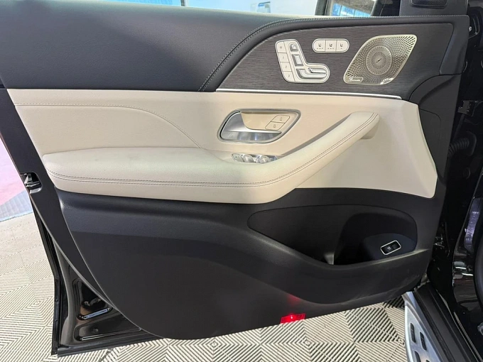 Mercedes-Benz GLE Черный Non metallic фото 23