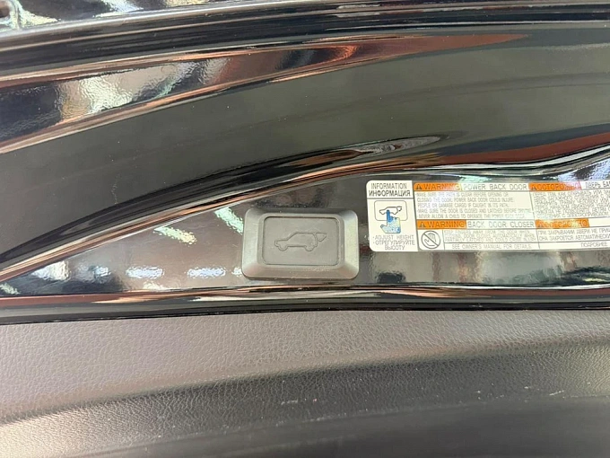 Toyota RAV4 2017 2.5 AT 4WD (180 л.с.) фото 25