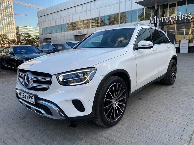 Mercedes-Benz GLC 2021 200 2.0 AT 4Matic (197 л.с.) фото 1