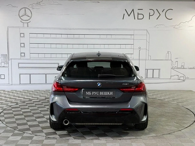 BMW 1 серии 2020 118 1.5 AMT (140 л.с.) фото 8