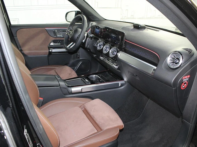 Mercedes-Benz GLB Черный Non metallic фото 10