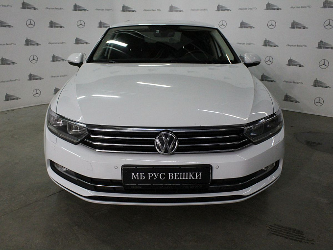 Volkswagen Passat 2019 1.4 AMT (150 л.с.) Белый 68145995 фото 5