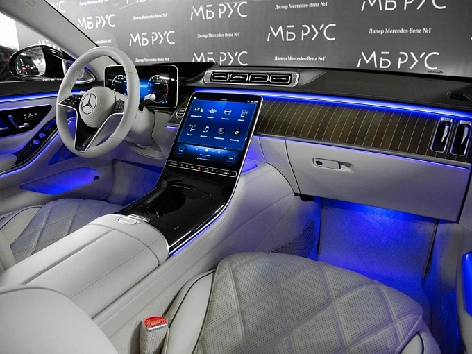 Mercedes-Benz Maybach S-Класс Черный Non metallic фото 9