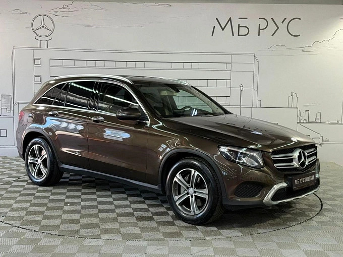 Mercedes-Benz GLC 2016 250 2.0 AT 4Matic (211 л.с.) фото 2